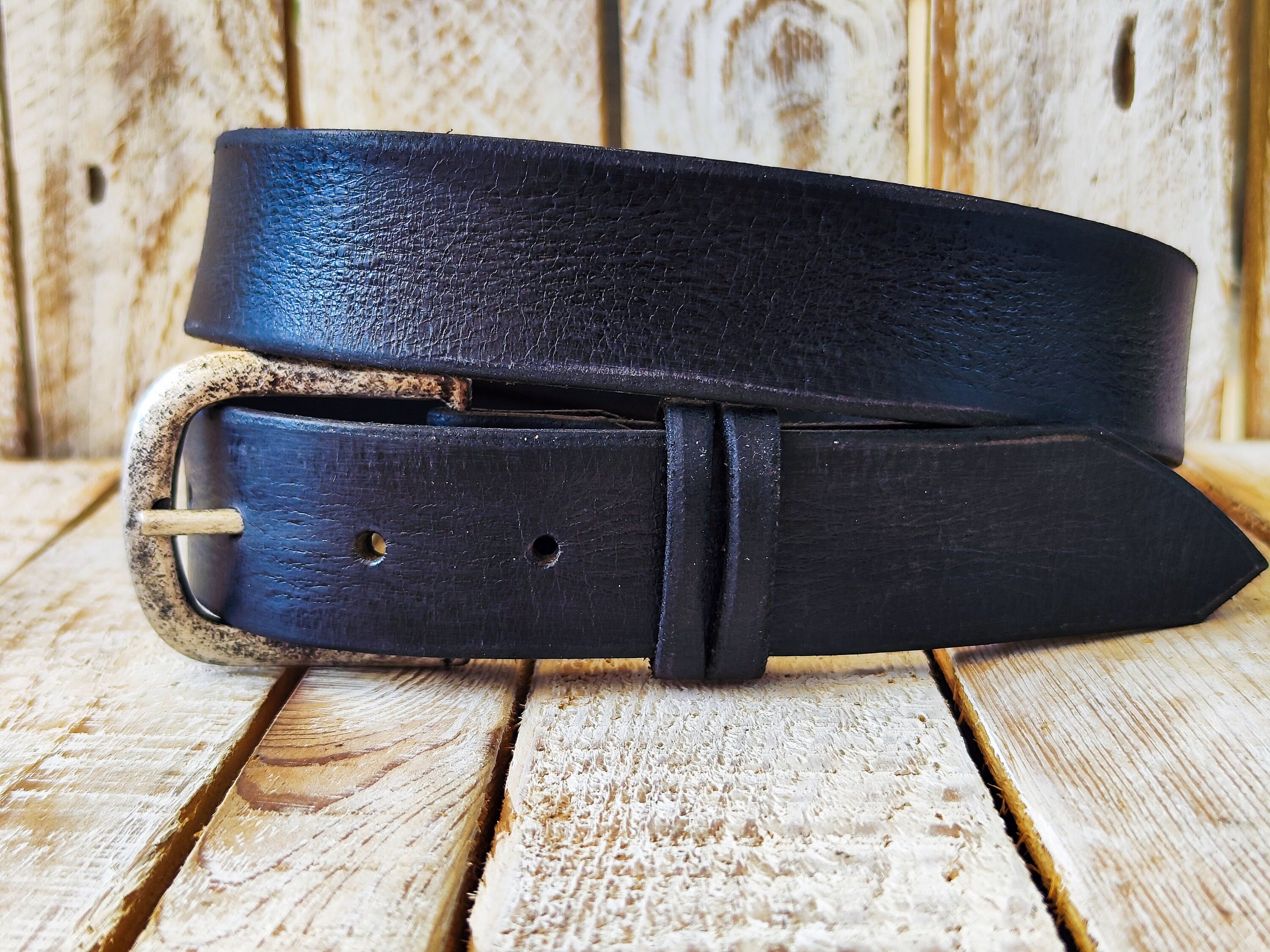 Black Leather  Men's belt silver buckle,the option to print a name makes this vintage belt the perfect gift for a dad, boyfriend and any man