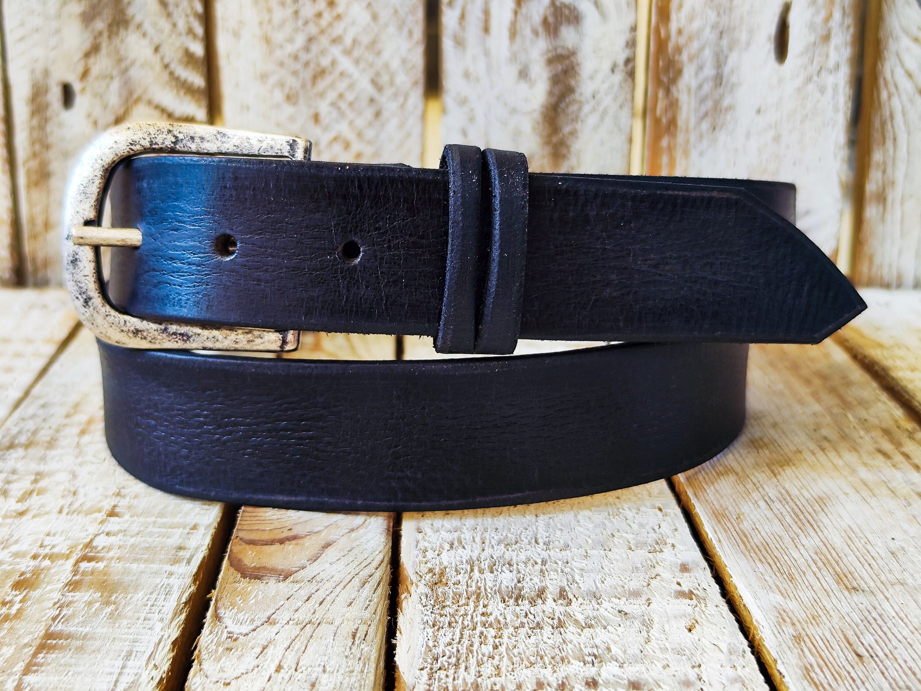 Black Leather  Men's belt silver buckle,the option to print a name makes this vintage belt the perfect gift for a dad, boyfriend and any man